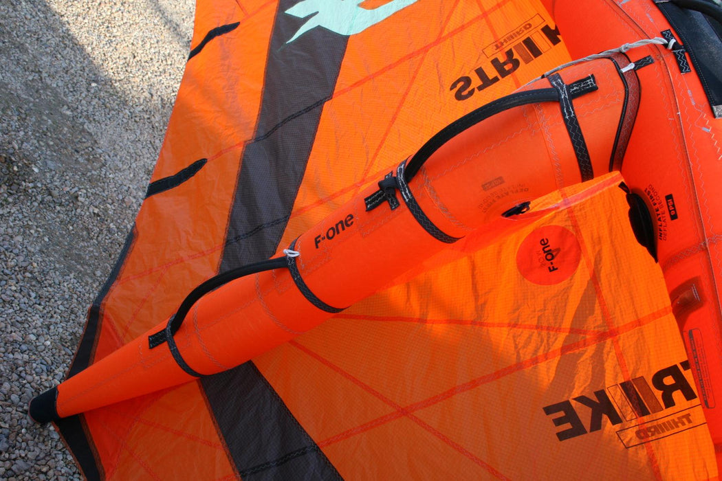 F-One Wing foil Strike V3 4m wing used Flame