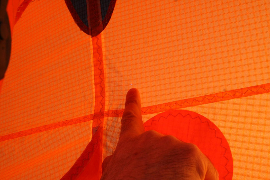 F-One Wing foil Strike V3 4m wing used Flame