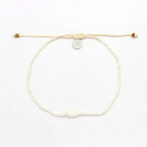 Pineapple Island Giada Melati Shell Beaded Anklet