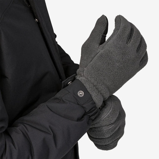 Patagonia Synchilla® Fleece Gloves Forge Grey - Boardworx