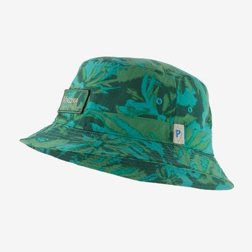 Patagonia Wavefarer Bucket Hat Water People Banner: Cliffs and Waves Conifer Green - Boardworx