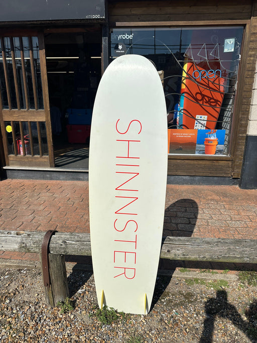 Shinn Shinnster kitesurfing strapless wave fun - Boardworx