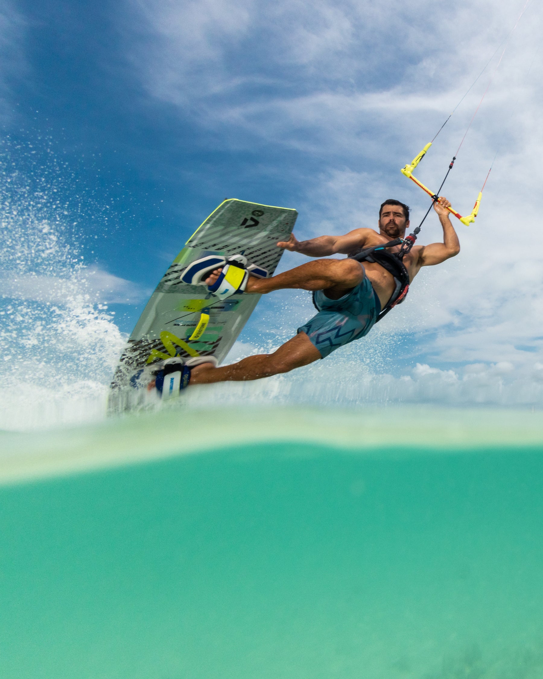 Kitesurfing Mastery in 2026: Avoiding Mistakes and Choosing the Right Gear