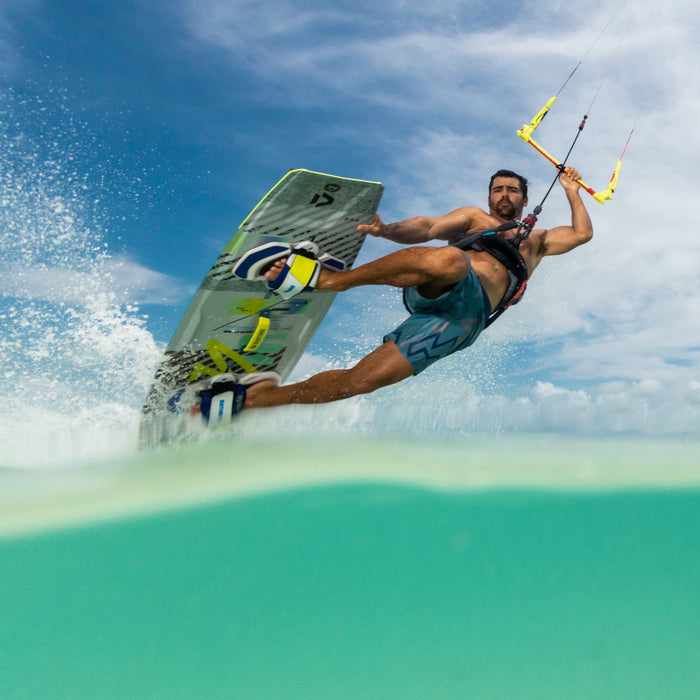 Kitesurfing Mastery in 2026: Avoiding Mistakes and Choosing the Right Gear