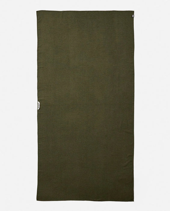 Rip Curl Search Packable Towel Deep Cactus