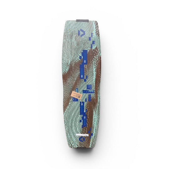 Duotone Spike kiteboard