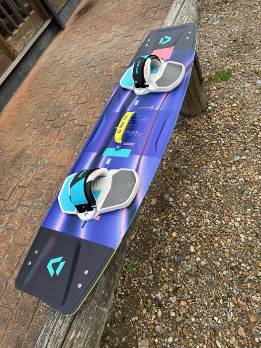 Duotone Soleil 132-38cm 2024 Ladies Kite Board