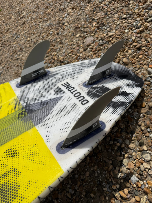 Duotone Whip 5'2 Kitesurf Wave board Used