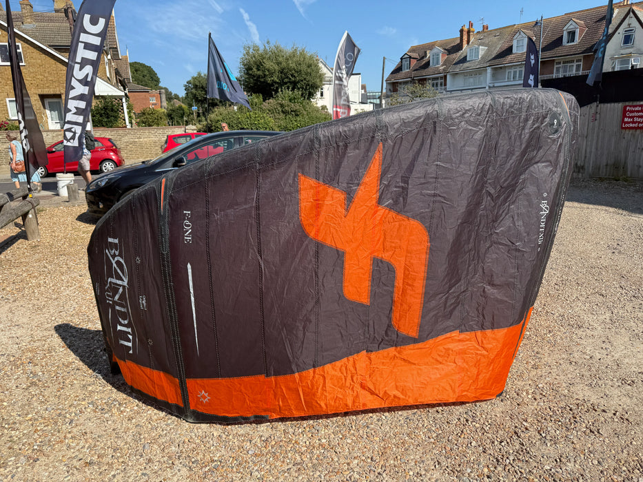 F-One Bandit XVI 9m Kitesurfing Kite