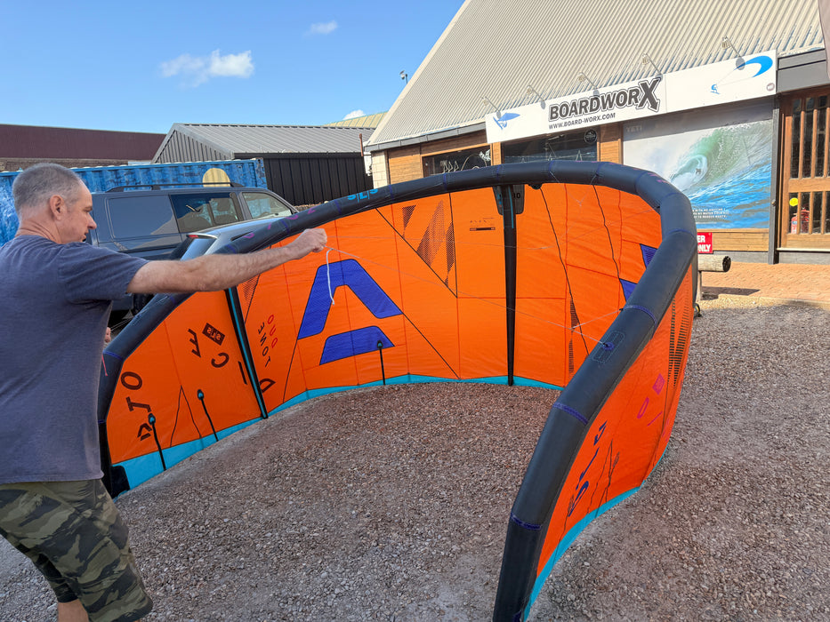 10m Duotone Dice SLS Kitesurfing Kite 2025