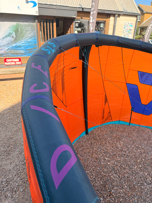 10m Duotone Dice SLS Kitesurfing Kite 2025