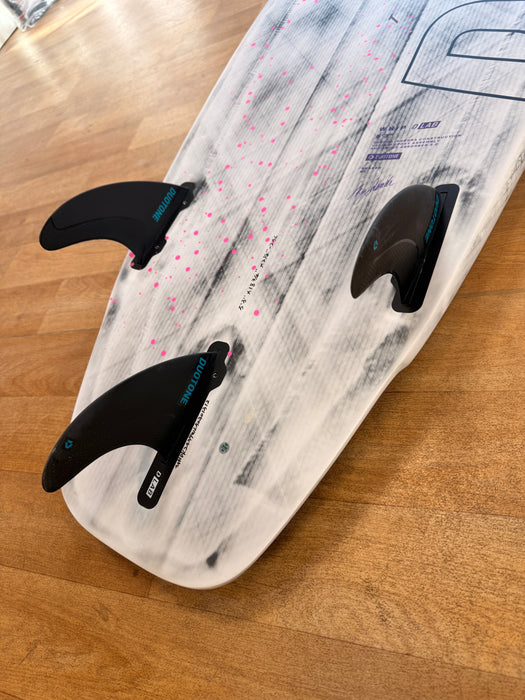 Duotone Whip DLAB kitesurfing kite wave board 5'3"