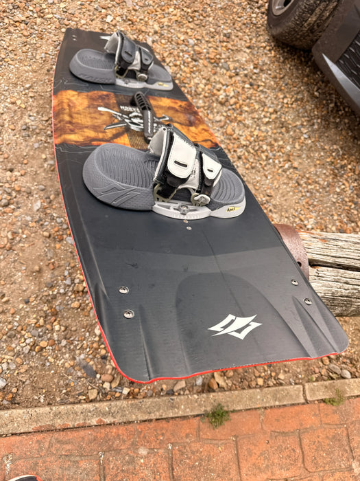 Naish Monarch 135-41cm Kitesurfing kite board