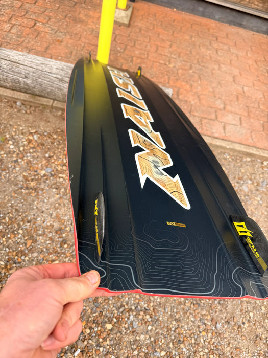 Naish Monarch 135-41cm Kitesurfing kite board