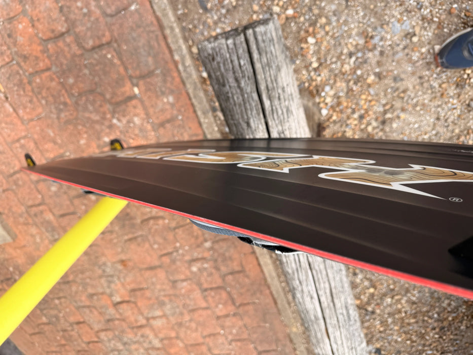 Naish Monarch 135-41cm Kitesurfing kite board