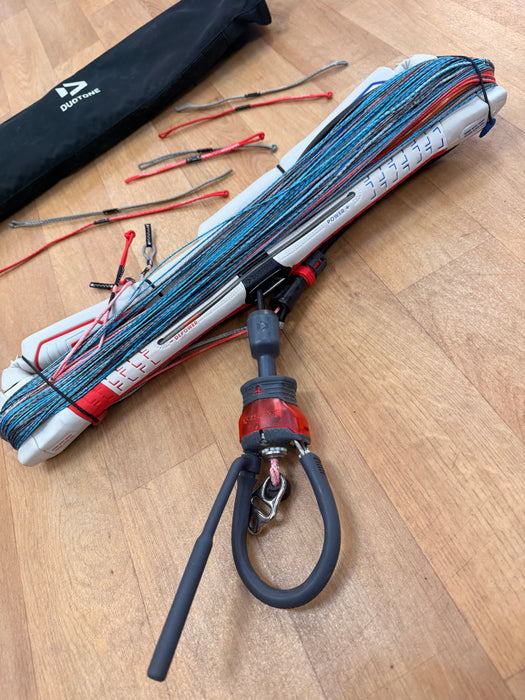 Duotone Click Bar 2025 22-24m lines Kitesurfing kite control