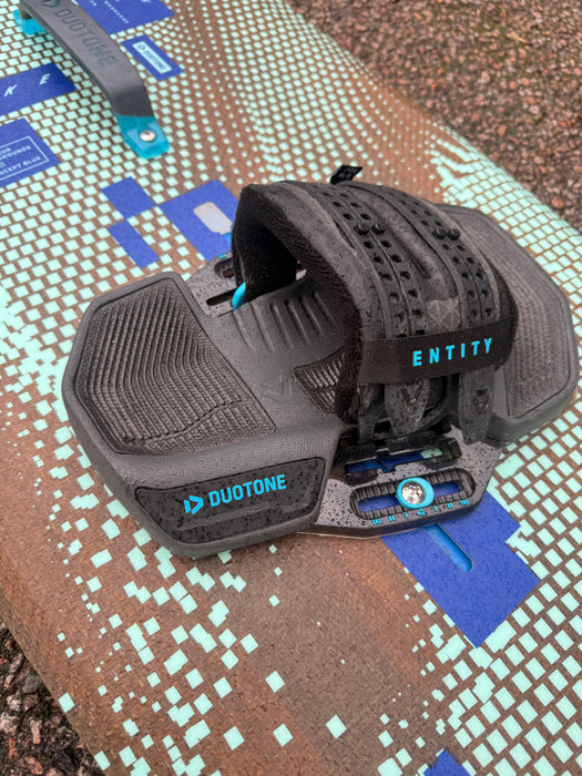Duotone spike Concept blue 153cm Kitesurfing Kite board second hand