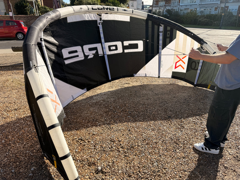 Used CORE XR7 9m Kitesurfing Kite – Good Condition