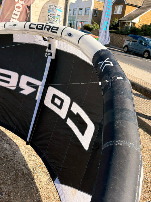 Used CORE XR7 9m Kitesurfing Kite – Good Condition