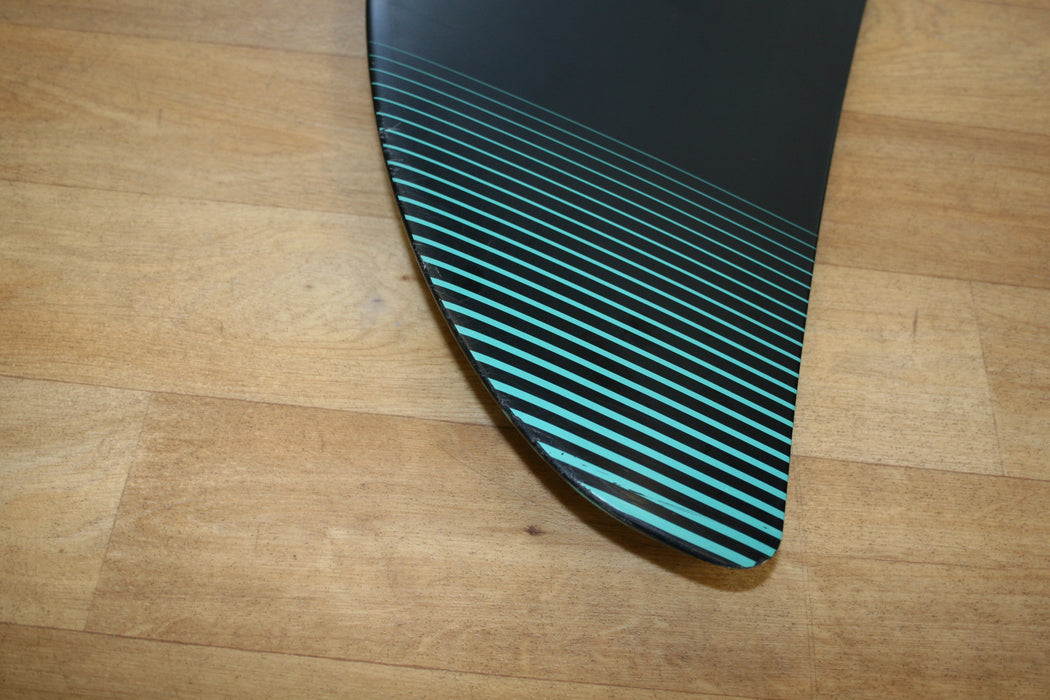 North Carbon Wingfoil Set Up 1850 +2400 + 85 mast