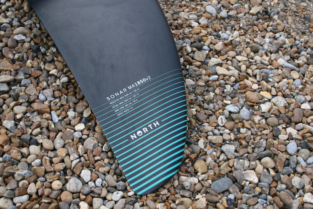 North Carbon Wingfoil Set Up 1850 +2400 + 85 mast