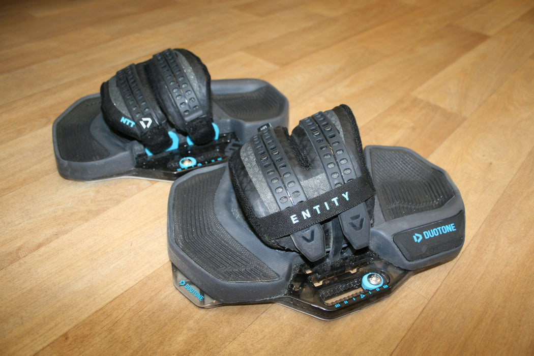 Duotone Entity Pads + Straps Medium Used