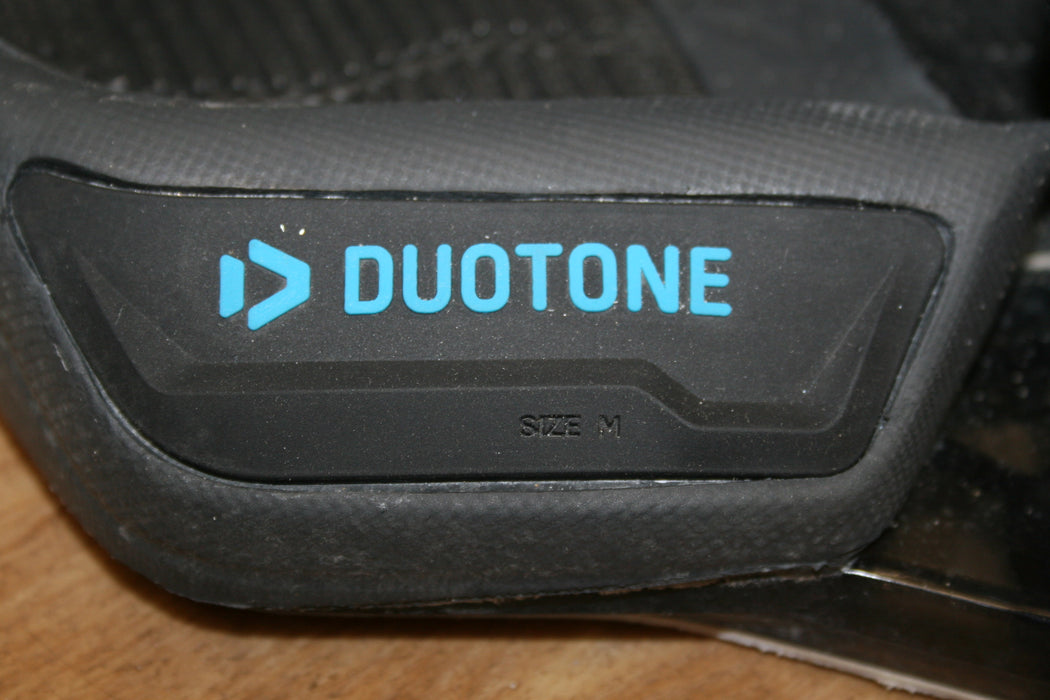 Duotone Entity Pads + Straps Medium Used