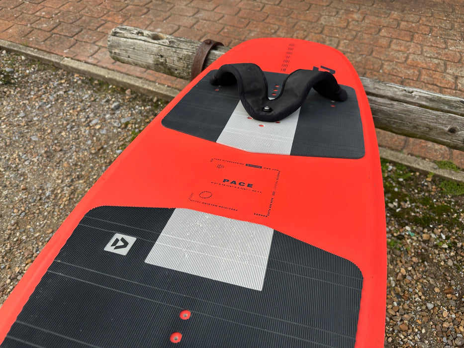 Duotone Pace 4'2" Kitesurfing foil board