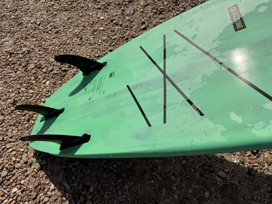 Duotone Whip SLS 5'1 tri-fin setup with three Duotone fins