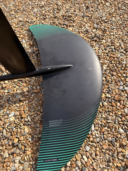 North Sonar 2200 front wing