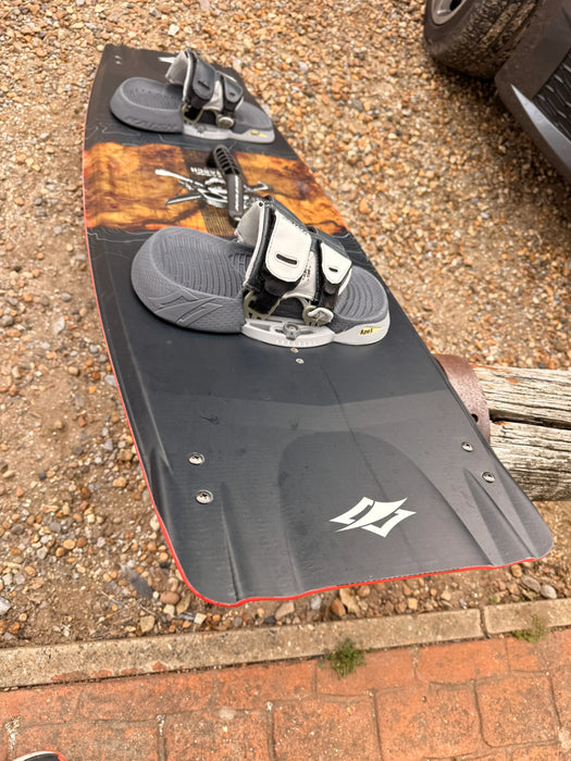 Naish Monarch 135-41cm Kitesurfing kite board