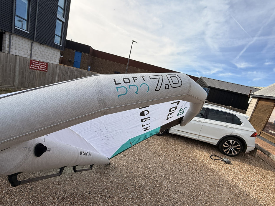 Close-up of the North Loft Pro's inflated leading edge and strut with N-Weave45 airframe branding