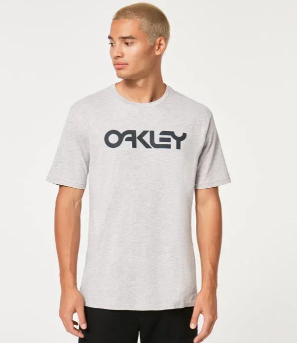 Oakley grey t-shirt with bold logo, casual surf clothing for watersports enthusiasts