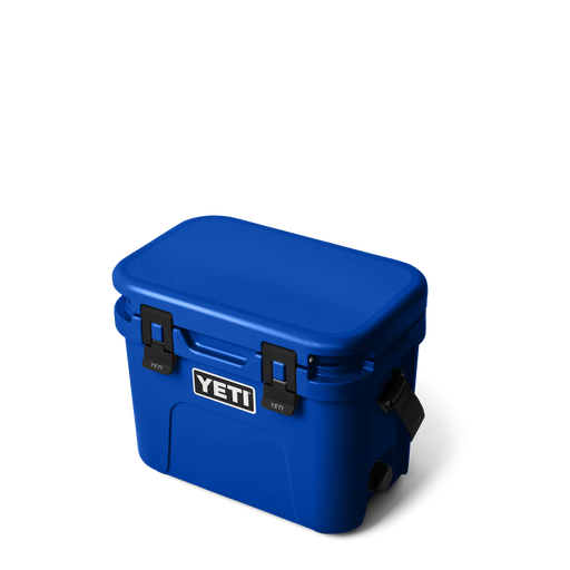 Yeti Roadie 15 Royal Blue hard cool box, three-quarter view closed